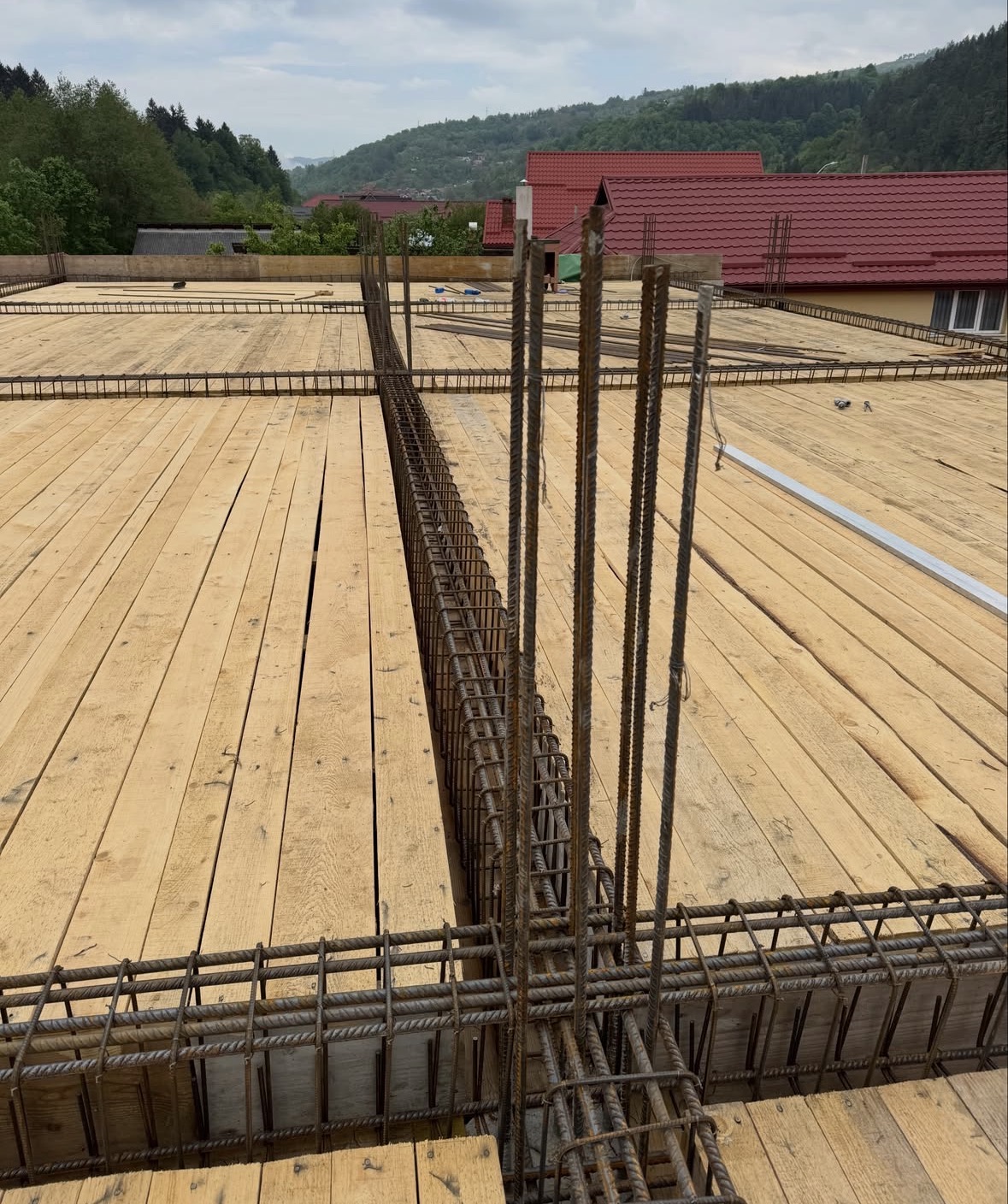 Cofraj din lemn și armături pentru planșeu, BDJ Construct